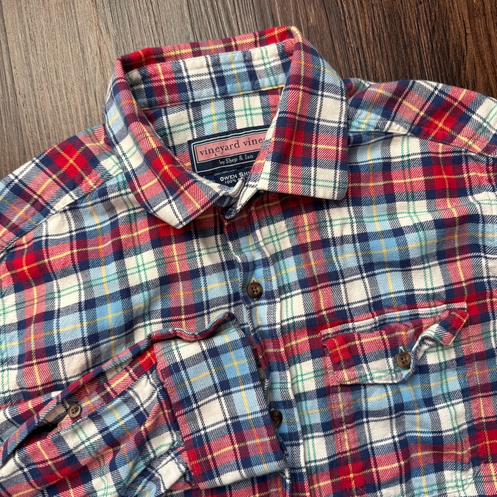 Vineyard Vines Men’s Shirt Owen Size Small Red Blue Plaid Flannel Button Up